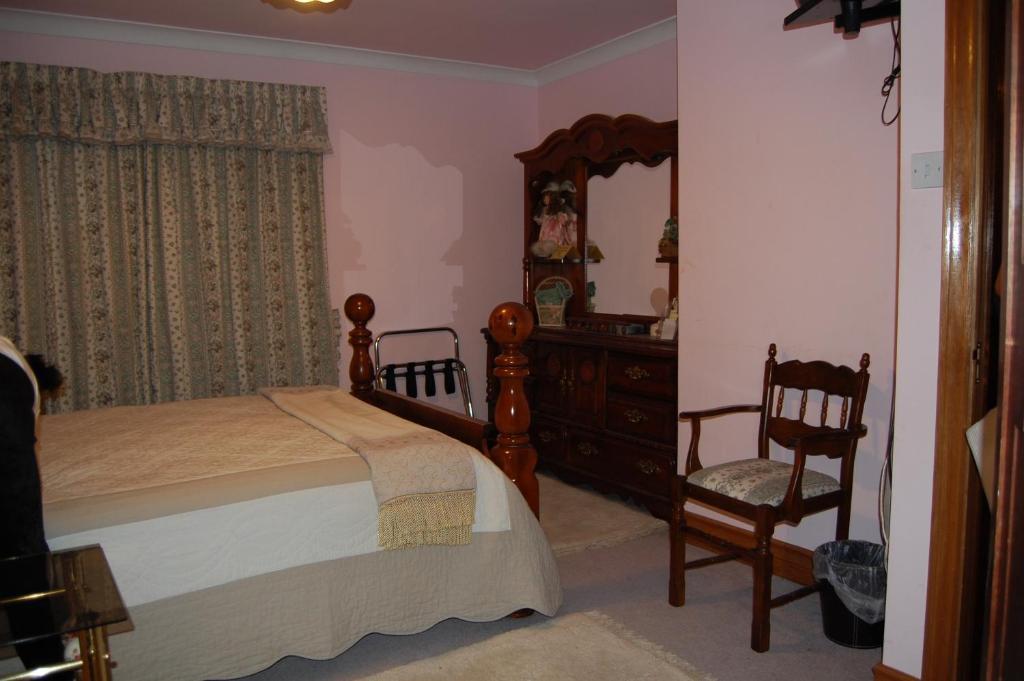 גלוואיי Acorn House B&B חדר תמונה